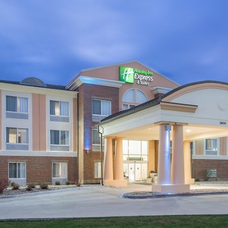 Holiday Inn Express Hotel & Suites Ames By Ihg Ngoại thất bức ảnh