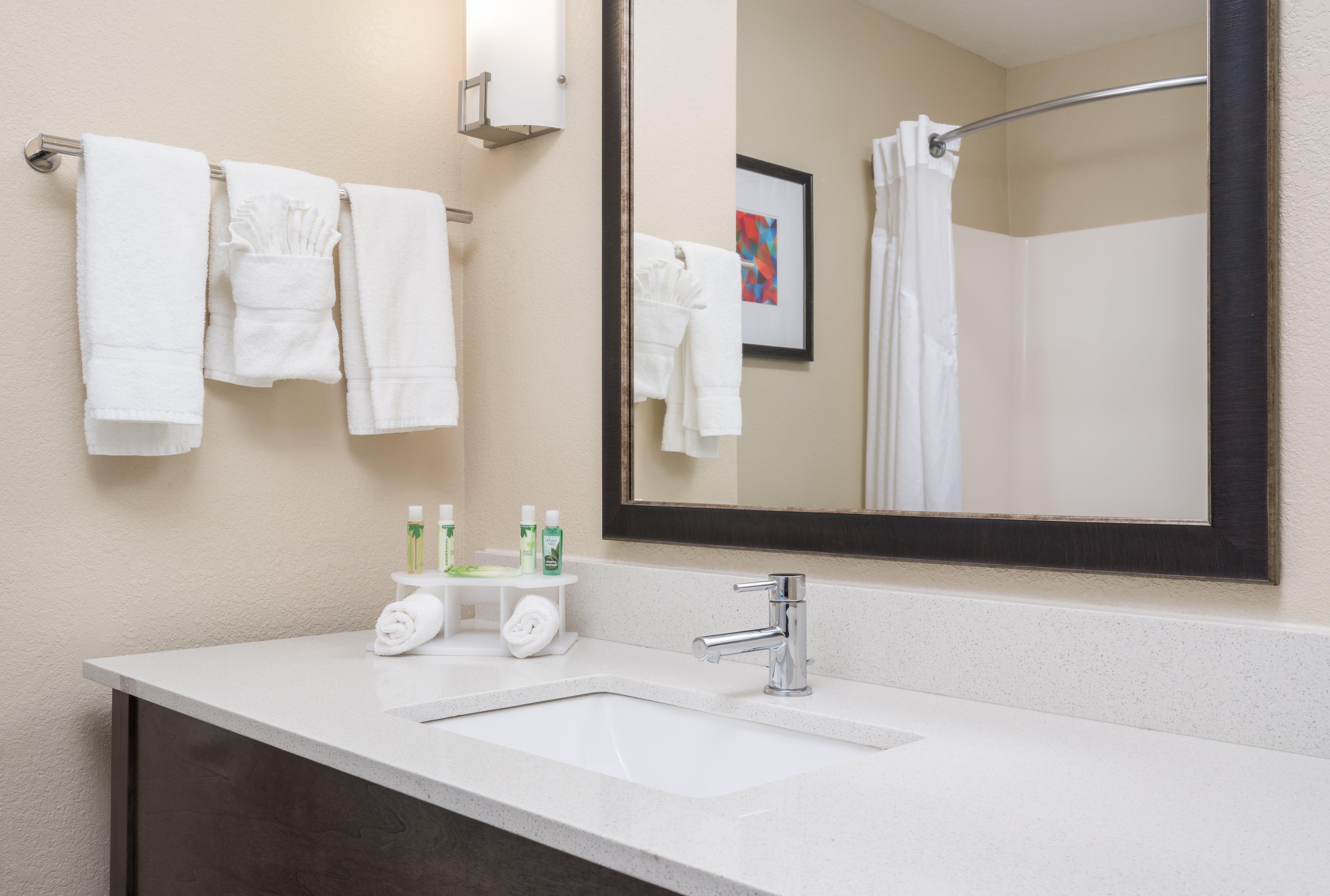 Holiday Inn Express Hotel & Suites Ames By Ihg Ngoại thất bức ảnh