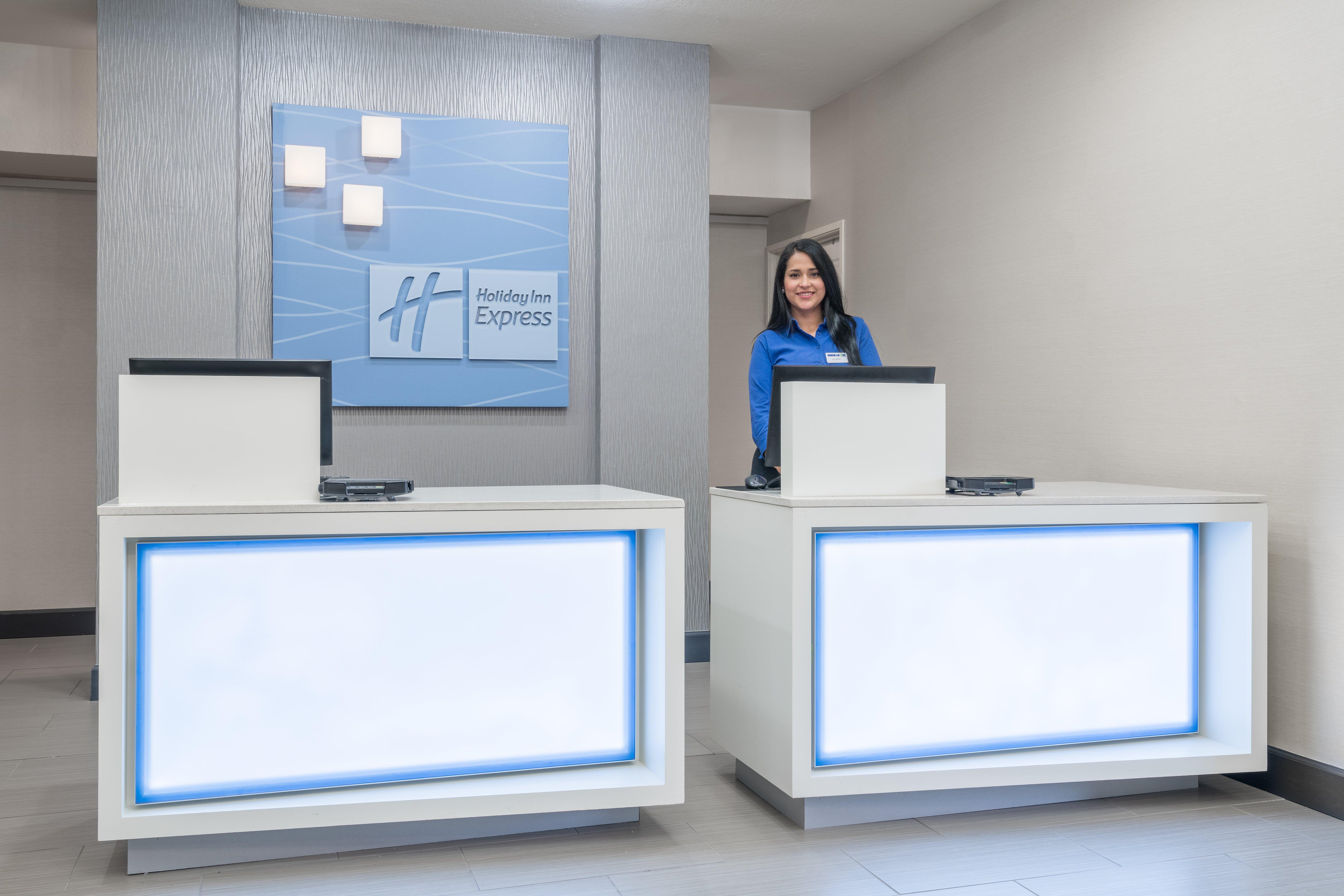 Holiday Inn Express Hotel & Suites Ames By Ihg Ngoại thất bức ảnh