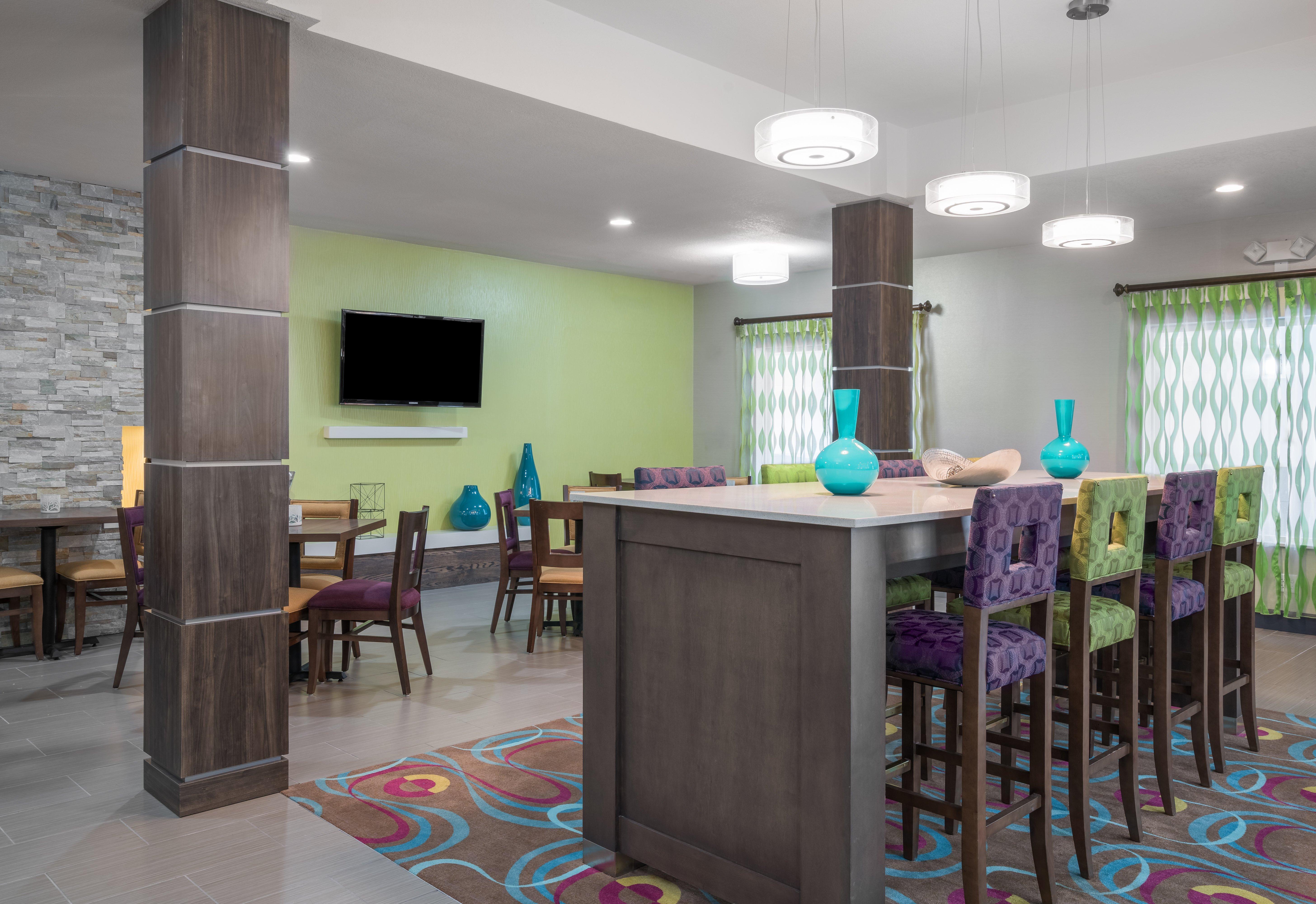 Holiday Inn Express Hotel & Suites Ames By Ihg Ngoại thất bức ảnh