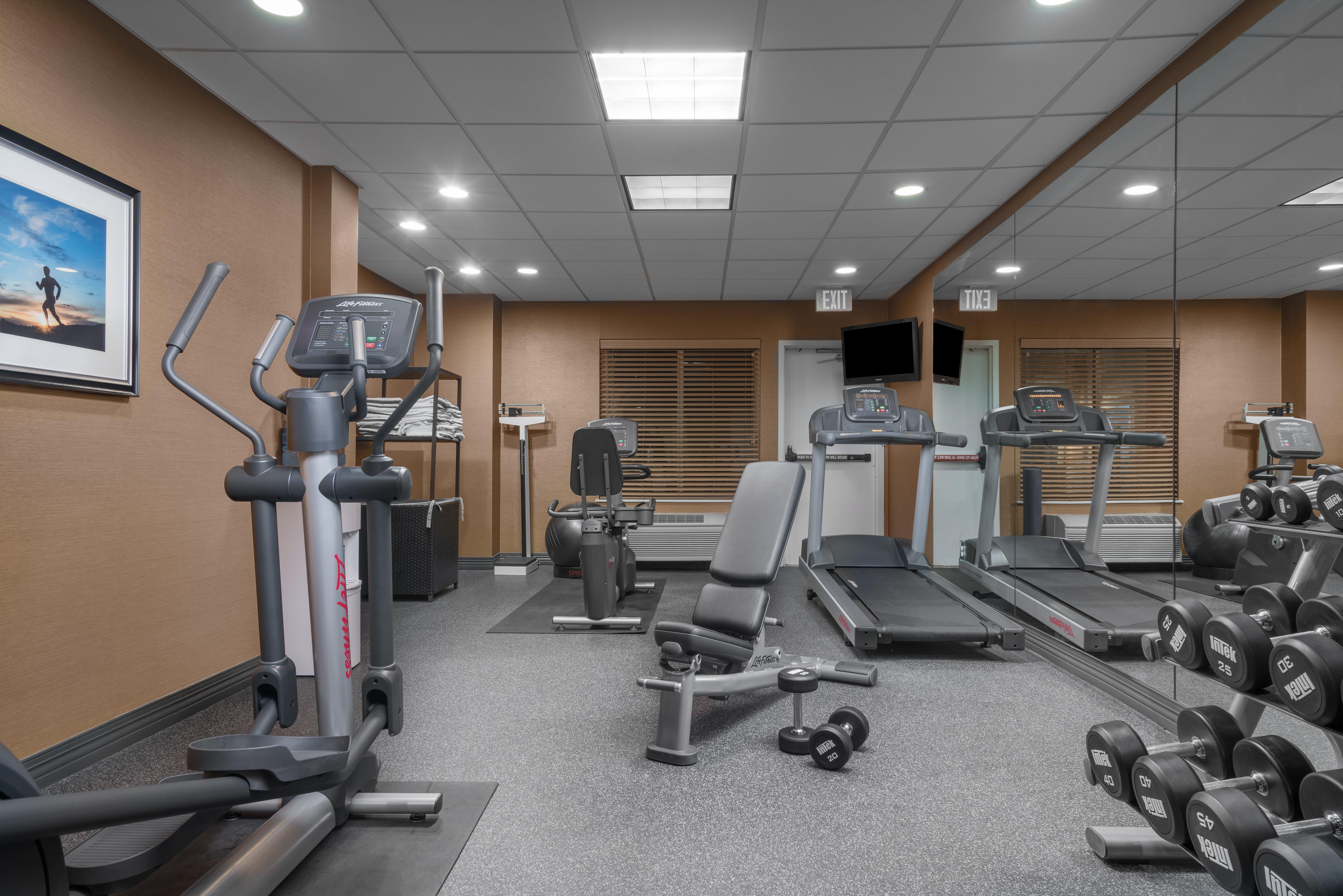Holiday Inn Express Hotel & Suites Ames By Ihg Ngoại thất bức ảnh