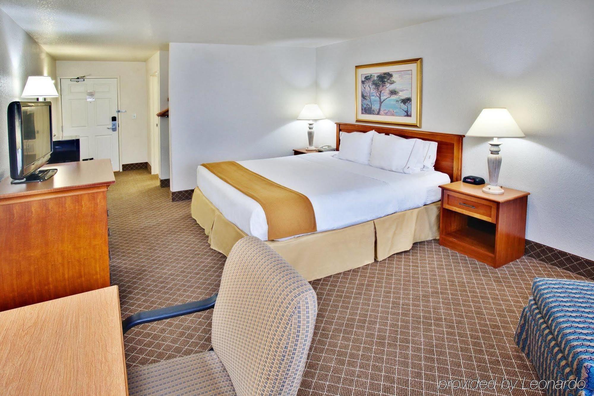 Holiday Inn Express Hotel & Suites Ames By Ihg Ngoại thất bức ảnh