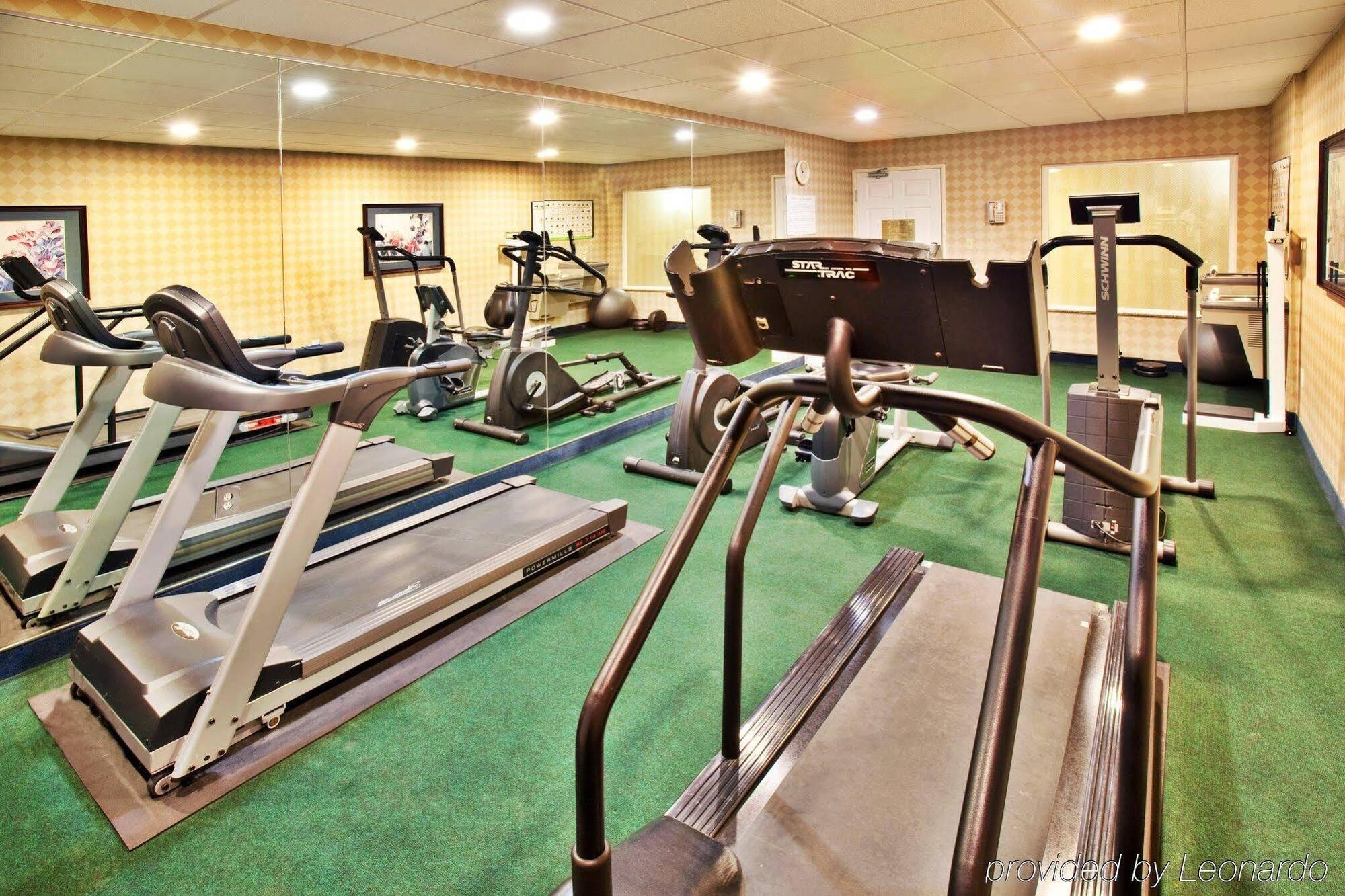 Holiday Inn Express Hotel & Suites Ames By Ihg Ngoại thất bức ảnh